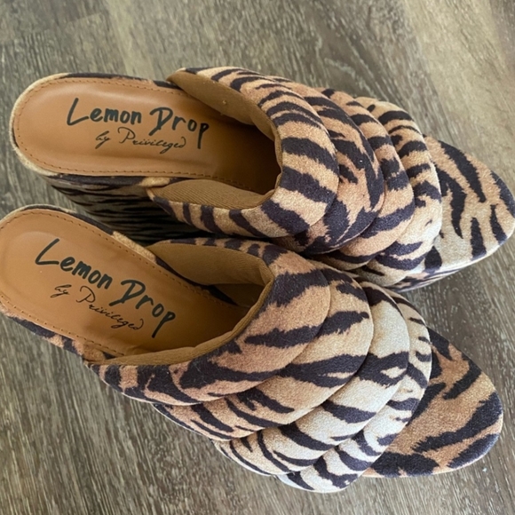 Privileged lemon drop platform sandals size 8.5 - Picture 6 of 13